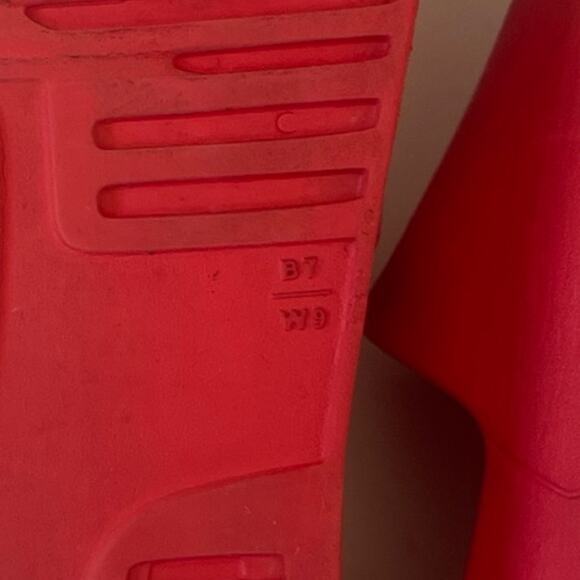 Unisex Slides Champion Sandals Women Size 9 Boys 7 Red - Picture 7 of 7